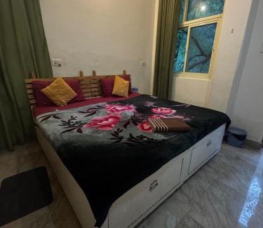 Haridwar Cama Y Desayuno | Shivanjal stay