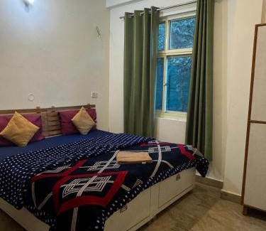 Haridwar Cama Y Desayuno | Shivanjal stay