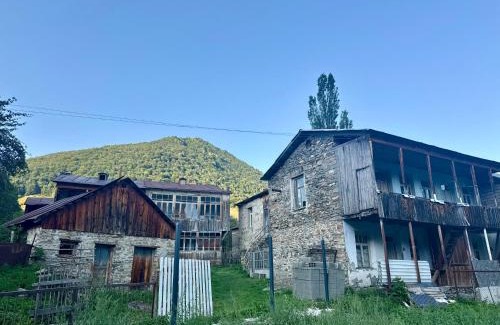 Racha-Lechkhumi and Lower Svaneti Apartamento | Shoda Valley შოდა ველი