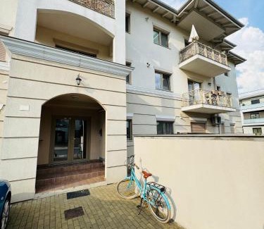 Dumbravita Apartamento | SHoliday La Parter cu Parcare Privată și Spațiu Modern