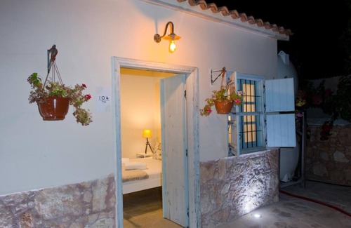 Dherynia Casa | Shongas Inn
