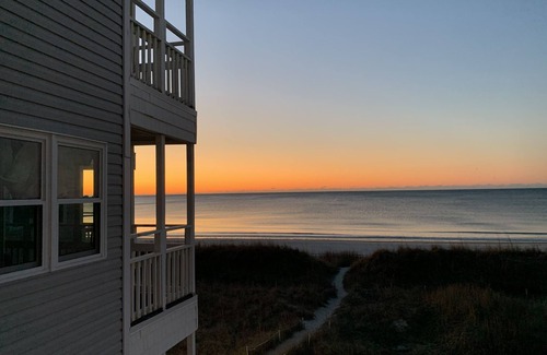 Windy Hill Condominio | Shore Beats Work in Windy Hill, North Myrtle Beach