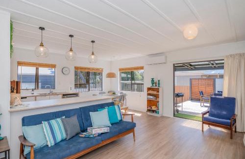 Whangamata Casa | Shore Beats Work - Whangamata Holiday Home