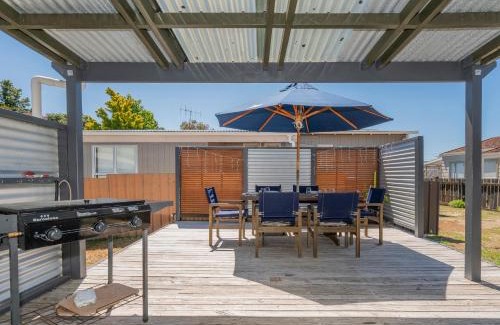 Whangamata Casa | Shore Beats Work - Whangamata Holiday Home