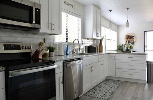 Canyon Lake Casa | Shore Nuff, a relaxing 4-bedroom vacation home on Canyon Lake