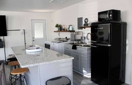 Canyon Lake Casa | Shore Nuff, a relaxing 4-bedroom vacation home on Canyon Lake