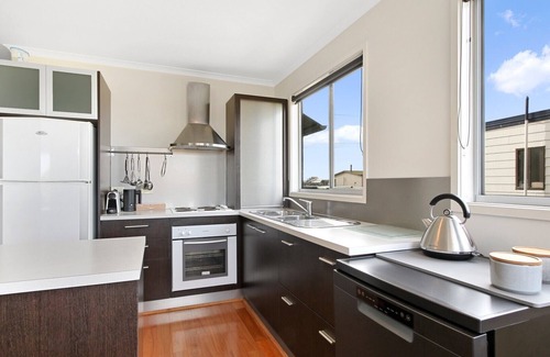 Lake Tyers Beach Casa | Shore Thing Upstairs - Lake Tyers Beach