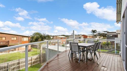 Lake Tyers Beach Casa | Shore Thing Upstairs