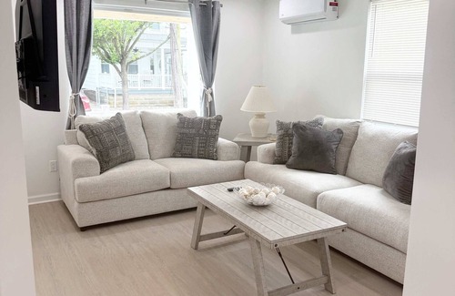 Cape May - Wildwood Apartamento | "Shore Thing: Your Perfect Beach Getaway"