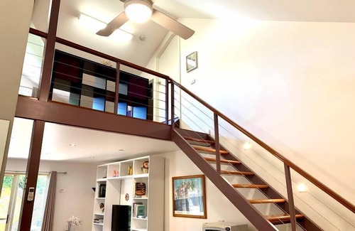 Henley Beach Apartamento | Shore to Please 1 bdrm loft apt, Beach, Wifi