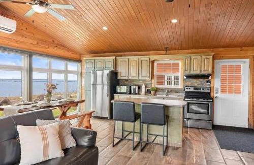 Pirogue Casa | Shoreline Escape Serene Retreat