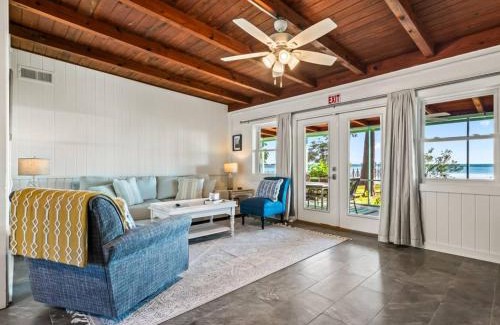Panacea Casa | Shoreline Serenity- The Golden Goat On The Bay