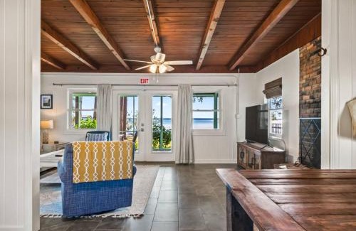 Panacea Casa | Shoreline Serenity- The Golden Goat On The Bay