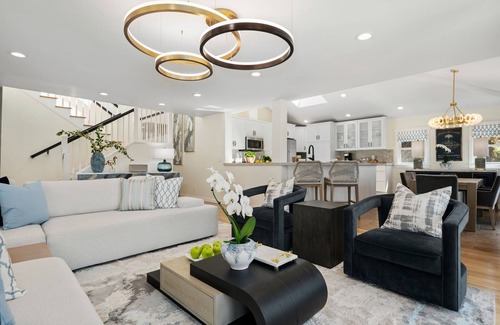 The Mesa Casa | Shoreline Splendor on the Mesa