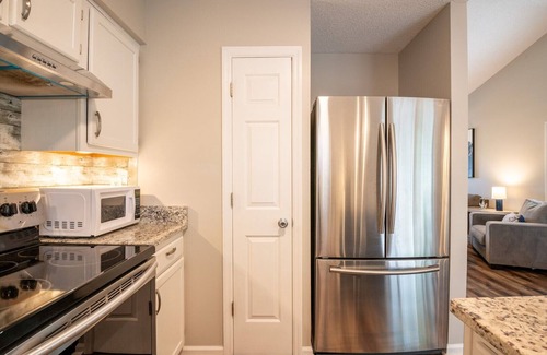 Silver Lake Casa | Save 20% on Summer Stays! 907 Brewster Lane