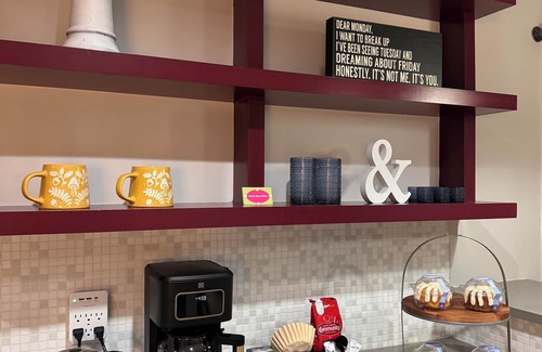 Austin Casa | SHORT OR LONG TERM, CORPORATE OR VACATION RENTAL WEST AUSTIN GREAT LOCATION
