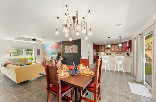 Austin Casa | SHORT OR LONG TERM, CORPORATE OR VACATION RENTAL WEST AUSTIN GREAT LOCATION
