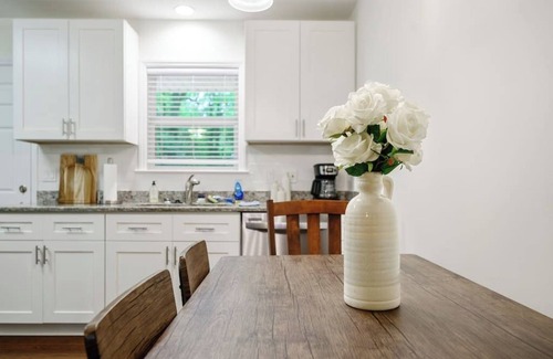 Hillsborough Casa | Renovated Home near Downtown Hillsborough