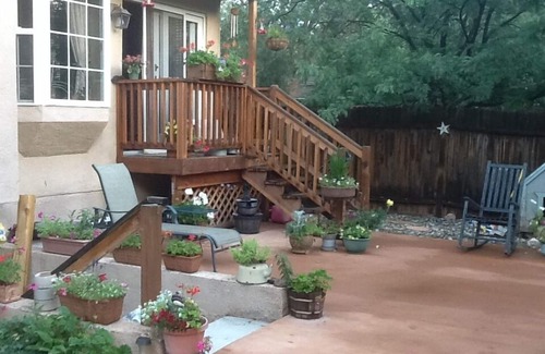 West Colorado Springs Apartamento | Sin tarifas de limpieza, paseo al jardín de los dioses, se admiten mascotas