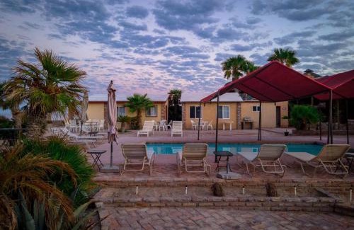 Segunda Seccion Casa | Short walk to pool and private beach
