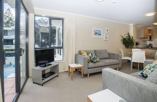 Mount Maunganui Apartamento | Corazón del Monte Maunganui - pasos de la playa del océano