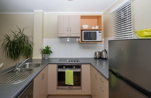 Mount Maunganui Apartamento | Corazón del Monte Maunganui - pasos de la playa del océano