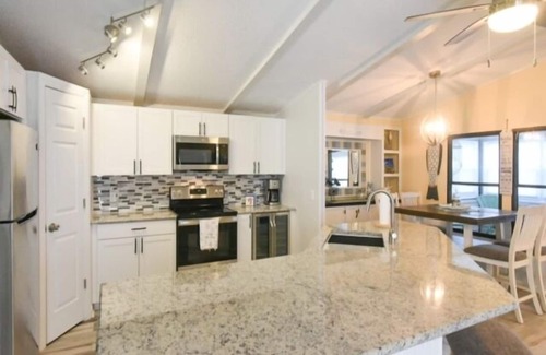 Montego Bay Casa | Short walk to the beach * Montego Bay;Ocean City, MD