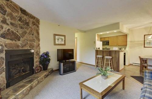 Timberline Condominio | Short walk to Timberline Mountain's lifts from Bear Cub Retreat!