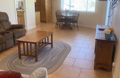 Lake Havasu City Condominio | Shoshone Lower Unit with Lake and Pool Views