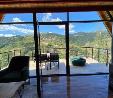 Pejë Apartamento | Shpella e madhe - Premium Villa inside Jakucci
