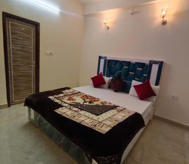 Sigra Casa | Shree bhairav Home stay