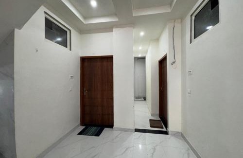 Vrindavan Hotel | Shree Hanumat Kripa Dham