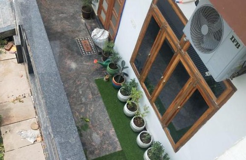Vrindavan Apartamento | Shree Radhe Dham Homestay