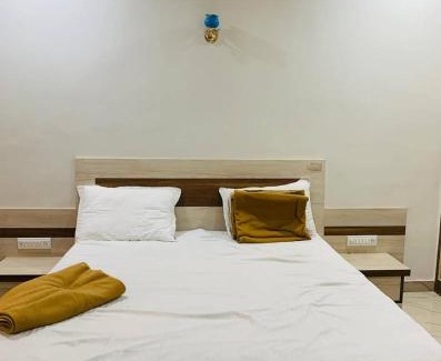 Nathdwara Cabina | Shree Saurashtra Leuva Patel Samaj Nathdwara