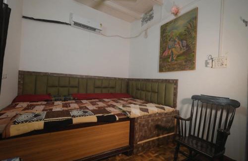 Mathura Casa | Shri Radha Raman Ji Seva Sadan