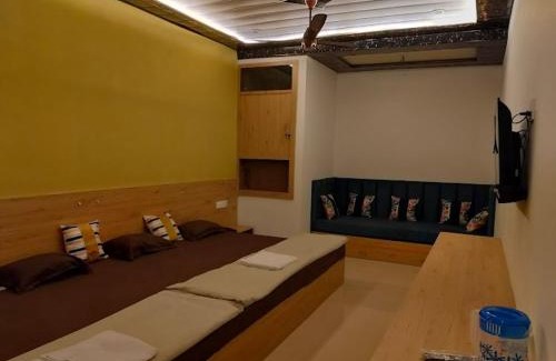 Mathura Casa | Shri Rajadhiraj Ashray- Nr Mathura Railway Station