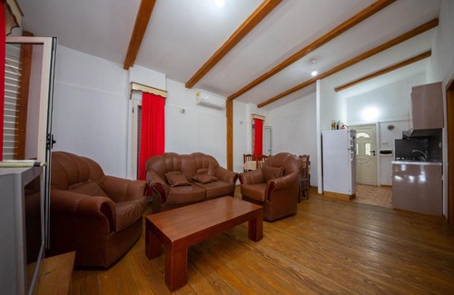 Radhime Casa | Shtepi Pushimi Bardhi