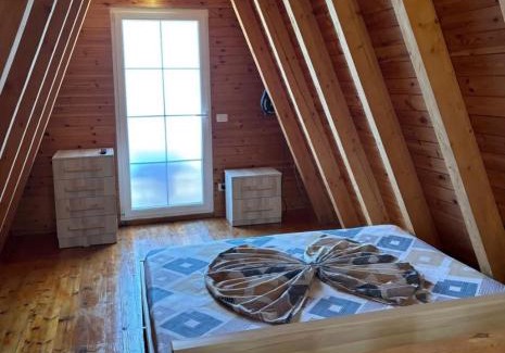 Sakës Chalet De Esquí | Shtepia Druri Sokol Lulaj
