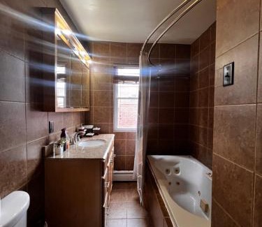 Hartford Casa | Shultas Lodge