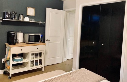 Carmichael Condominio | Shurwin 3 · Carmichael Sacramento: Garden Suite!
