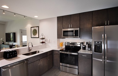 Four Corners Condominio | Transporte del parque temático a Disney World | Apartamento espacioso + moderno