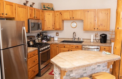 Keystone Condominio | Shuttle to Slopes, Private Entrance, Hot Tub Access, Private Patio with Grill