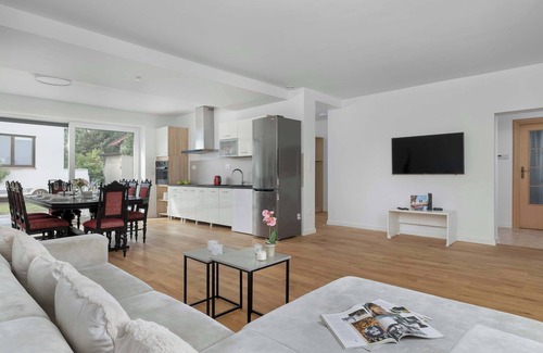 Swoszowice Casa | Siarczana 10 Cracow | Charming 3-Bedroom House | Cozy Terrace