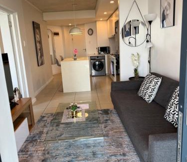 Hillhead Apartamento | Sibaya's Luxurious Apartment in Coral Point