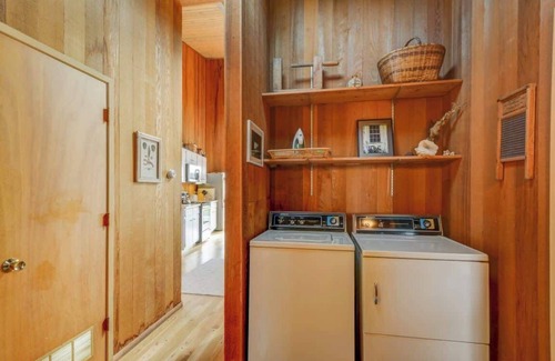 Sea Ranch Casa | Sibley | Beautiful Ocean Views & Hot Tub!