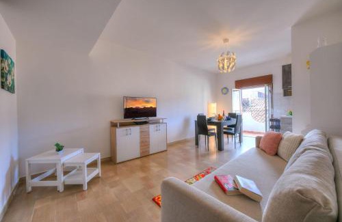Gaggi Apartamento | Sicilian Charm close to Taormina - Happy Rentals