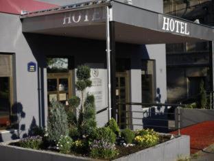 Zemun Hotel | Side One Design Hotel Garni
