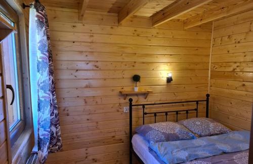 gmina Kurzetnik Casa | Siedlisko nr 5A nad jeziorem Skarlińskim, jezioro, mazury, domki letniskowe, bania