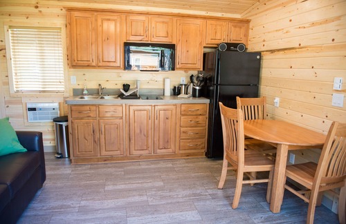 Ahwahnee Cabina | Sierra Meadows
