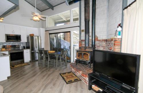Mammoth Lakes Casa | Sierra Park Villas #93